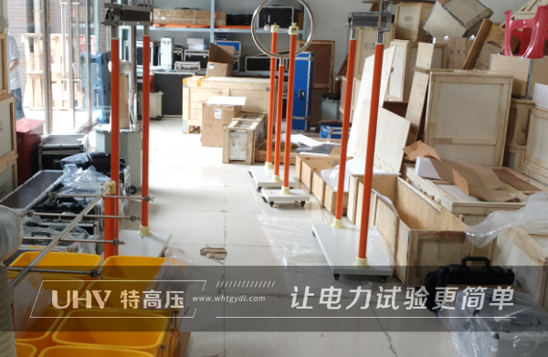 重慶老軍工企業定制特高壓電力絕緣靴測試儀一批!(圖1) 重慶老軍工企業定制特高壓電力絕緣靴測試儀一批!(圖1)